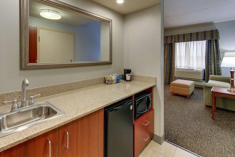 Hotel Hampton Inn & Suites Indianapolis-airport