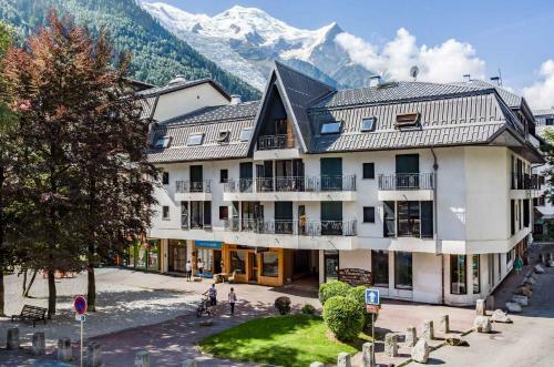 Aiguille Apartment