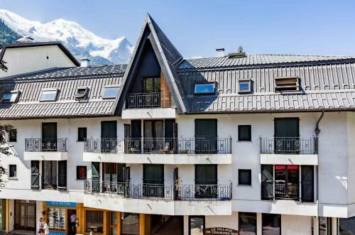 Aiguille Apartment
