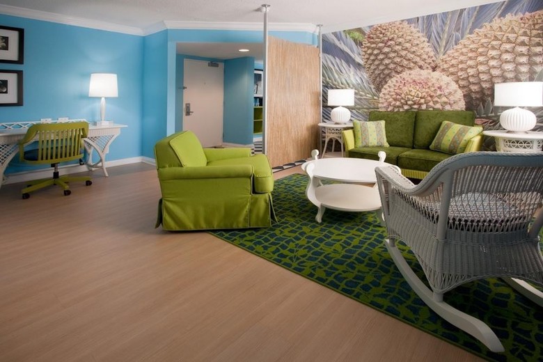 Hotel Indigo Miami Lakes