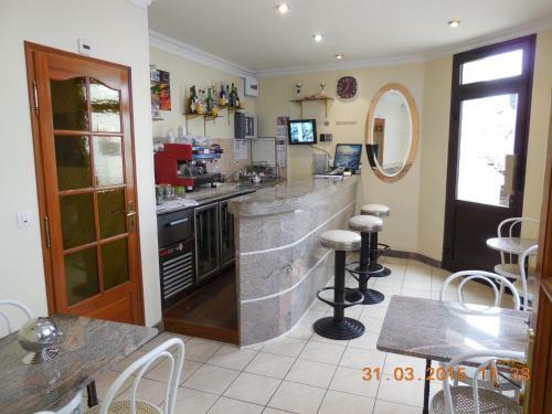 H�tel Le Petit Ch�teau (ex Hotel Des Amis)