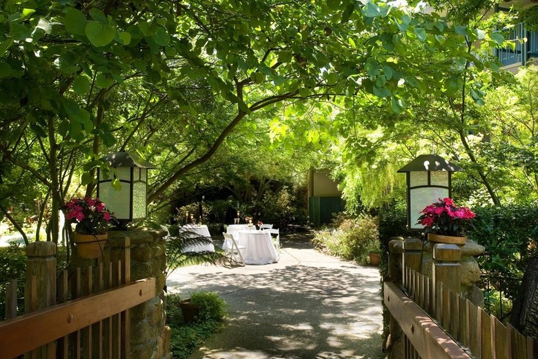 Hotel Creekside Inn