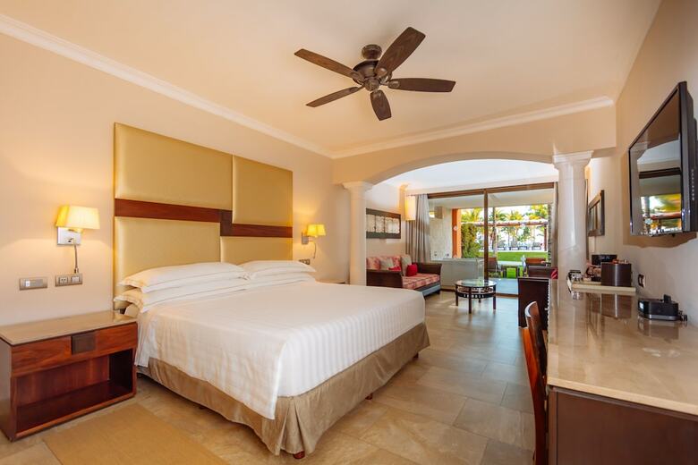 Hotel Barcelo Maya Caribe