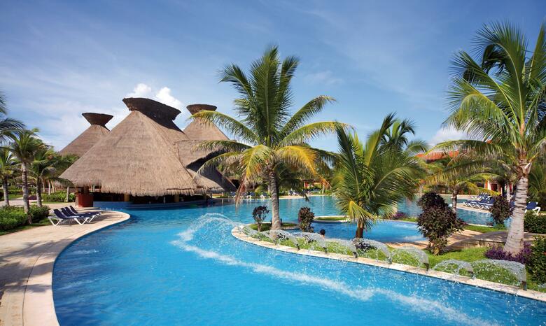 Hotel Barcelo Maya Caribe