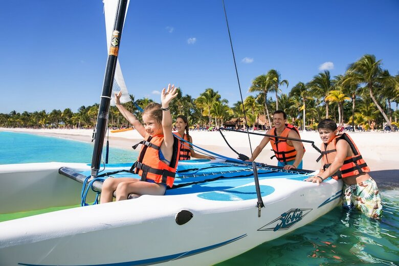 Hotel Barcelo Maya Caribe