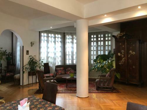 Hotel Home