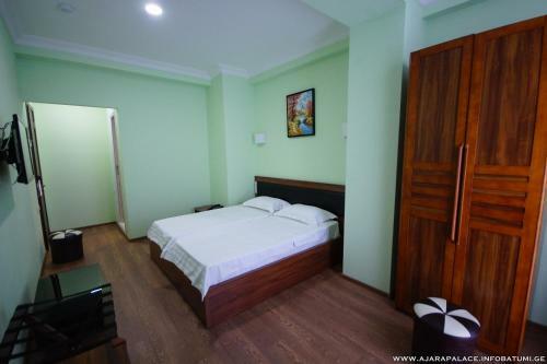 Hotel Ajara Palace