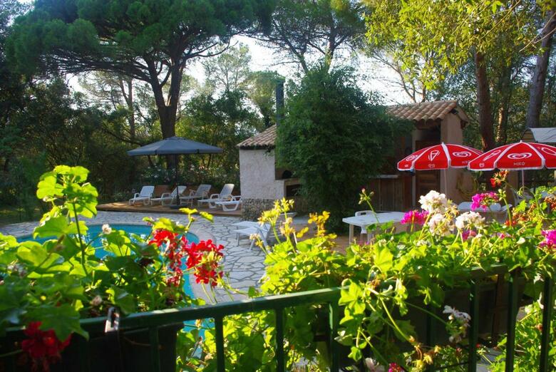 Bed & Breakfast Les Chambres D'hotes Au Bois Fleuri