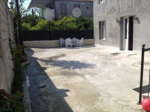 Hostal Guest House Maxim