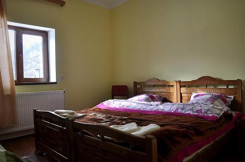 Hostal Teo Guesthouse And Camping In Mestia