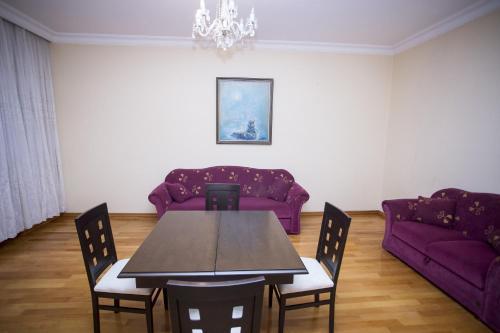 Demetre Apartment