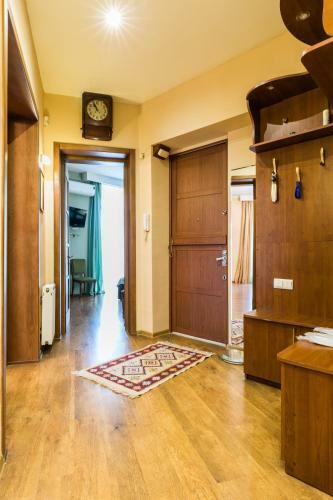 Apartment At 12 Baratashvili Street