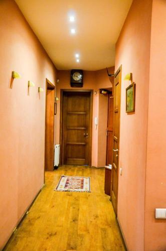 Apartment At 12 Baratashvili Street