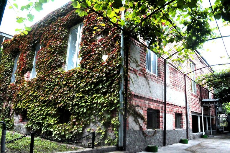Hostal La Deka Guesthouse