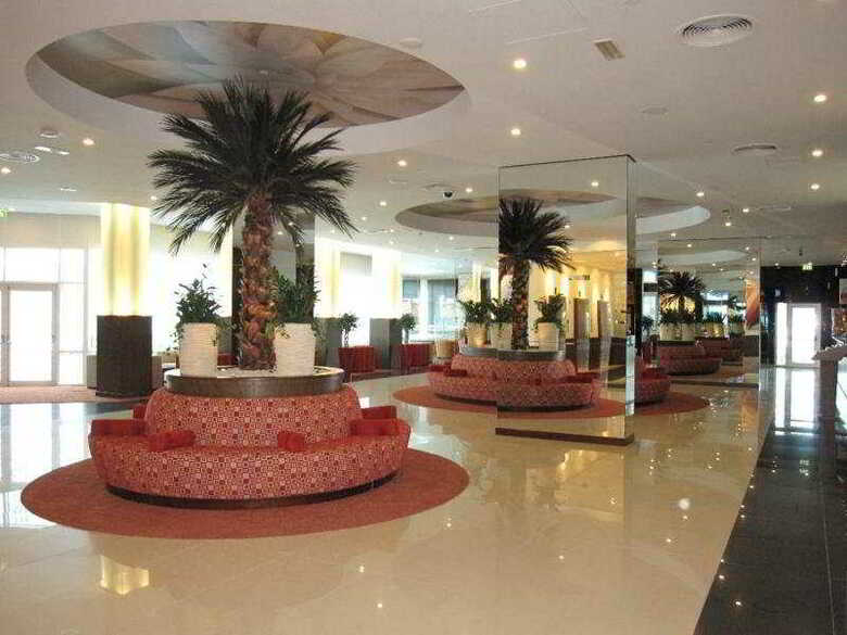Hotel Ibis Al Barsha