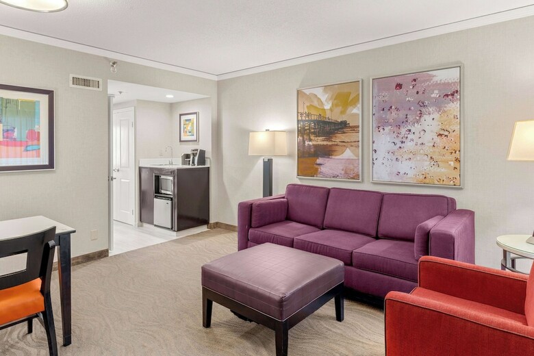 Hotel Embassy Suites Irvine - Orange County Airport