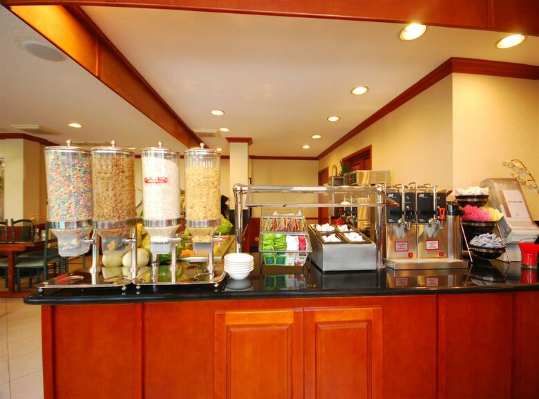 Hotel Best Western Orange County Airport North