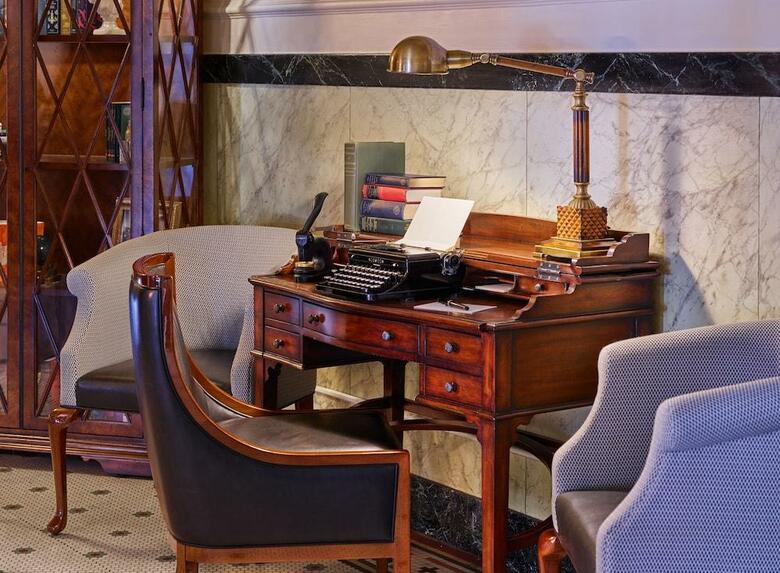 Oxford Hotel