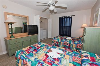 Hotel Resortquest Rentals At Islander Condominiums