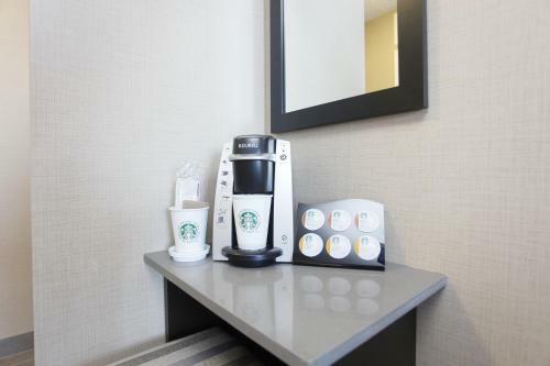 Hotel Pomeroy Inn And Suites Dawson Creek