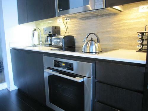 Hydewest - Iceboat Terrace Furnished Townhome