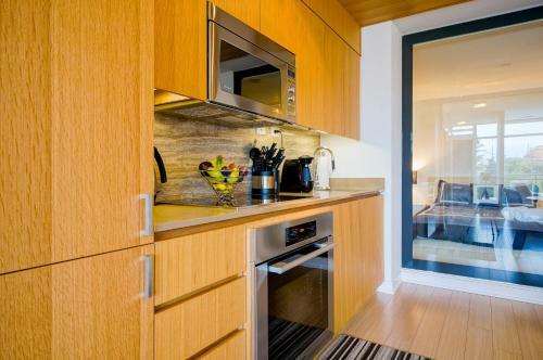 Hydewest - Iceboat Terrace Furnished Townhome