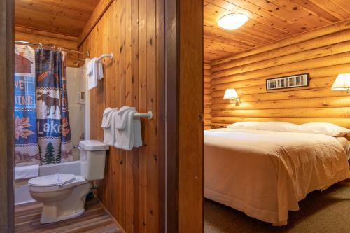 Hotel Cusheon Lake Resort
