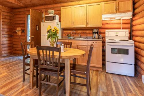 Hotel Cusheon Lake Resort