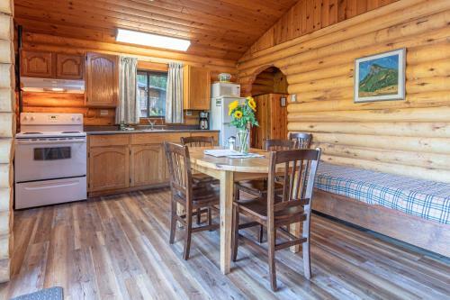 Hotel Cusheon Lake Resort