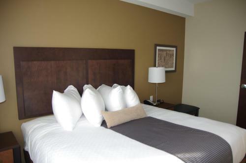 Hotel Best Western Plus Lacombe Inn And Suites