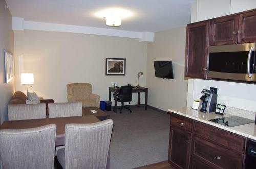 Hotel Best Western Plus Lacombe Inn And Suites