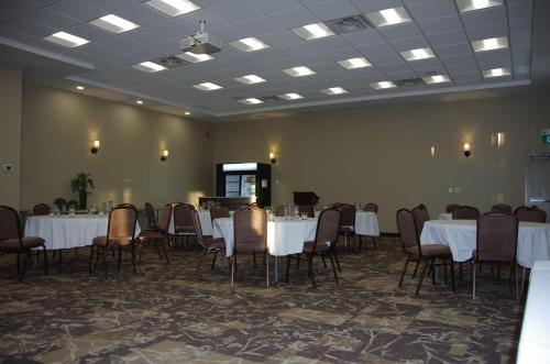 Hotel Best Western Plus Lacombe Inn And Suites