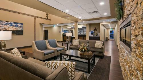 Hotel Best Western Plus Lacombe Inn And Suites