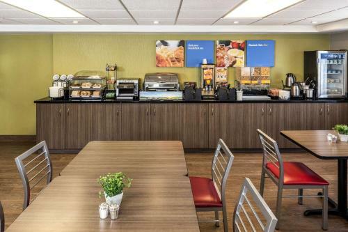 Hotel Comfort Inn Fredericton