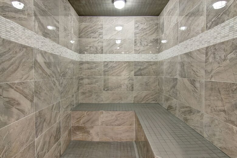 Hotel Chateau Nova Yellowknife