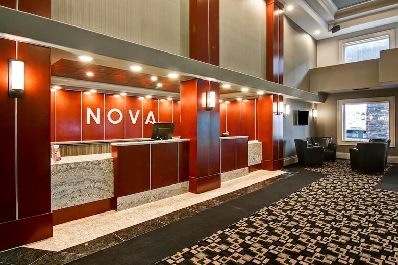 Hotel Chateau Nova Yellowknife
