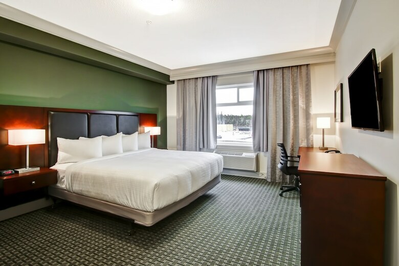 Hotel Chateau Nova Yellowknife