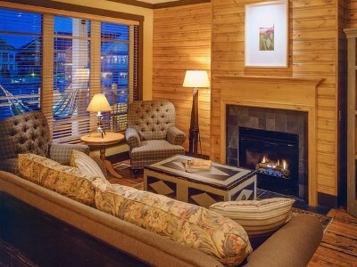 Hotel Embarc - Blue Mountain