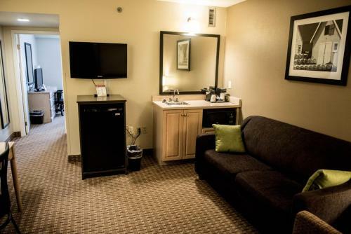 Hotel Travelodge Suites By Wyndham Moncton