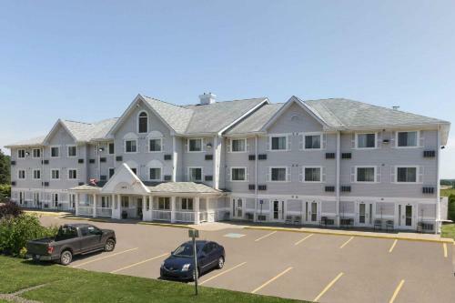 Hotel Travelodge Suites By Wyndham Moncton