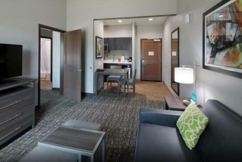 Hotel Homewood Suites By Hilton Topeka