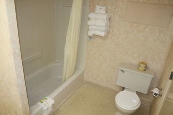 Inlet Tower Hotel And Suites
