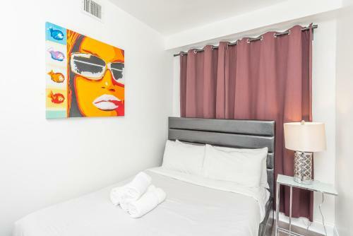 Courtyard Two-bedroom Apartments By Royal Stays