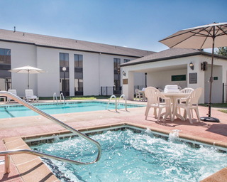 Hotel Comfort Inn