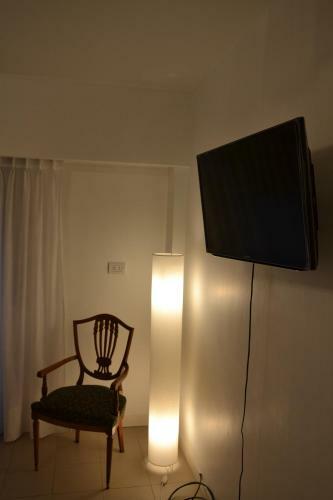 Ba Downtown Apartment