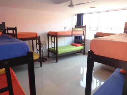 Albergue Backpackers Bed&bar