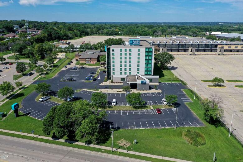 Hotel Clarion Suites Central