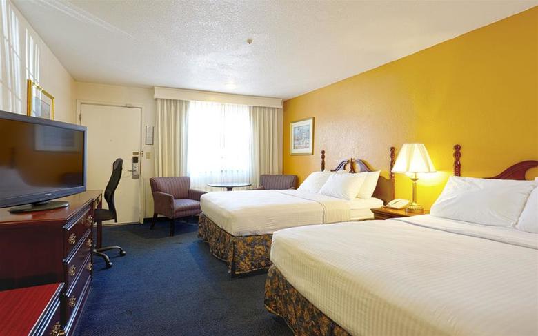 Hotel Sandman Inn