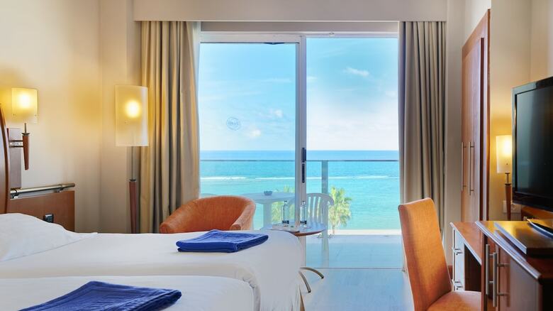 Hotel Reina Isabel