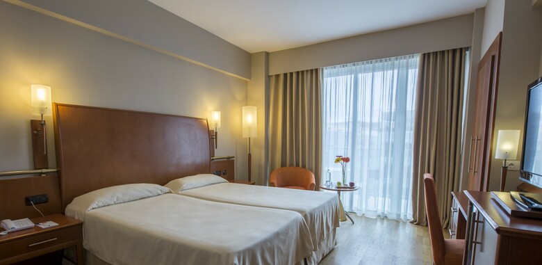 Hotel Reina Isabel
